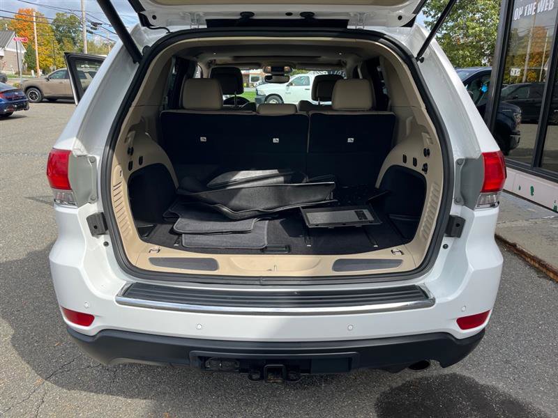 Used 2017 Jeep Grand Cherokee Limited image 23
