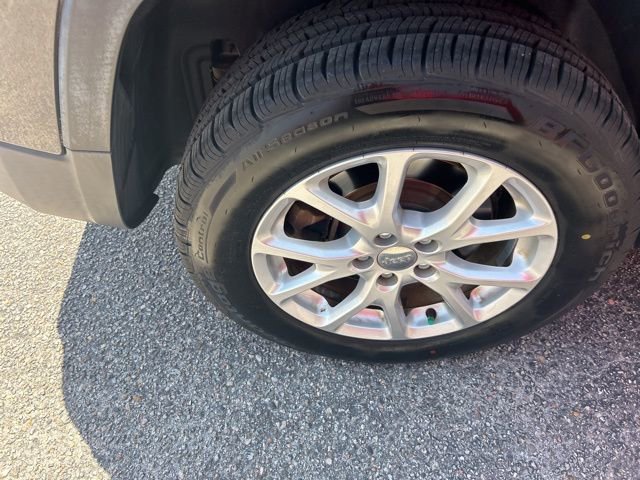 Used 2014 Jeep Cherokee Latitude w/ Comfort/Convenience Group image 6