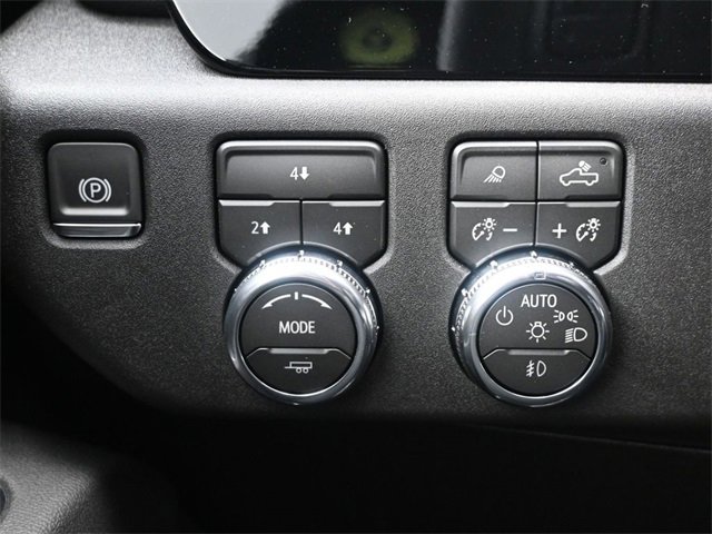 New 2026 GMC Sierra 2500 SLE w/ SLE Value Package; image 8