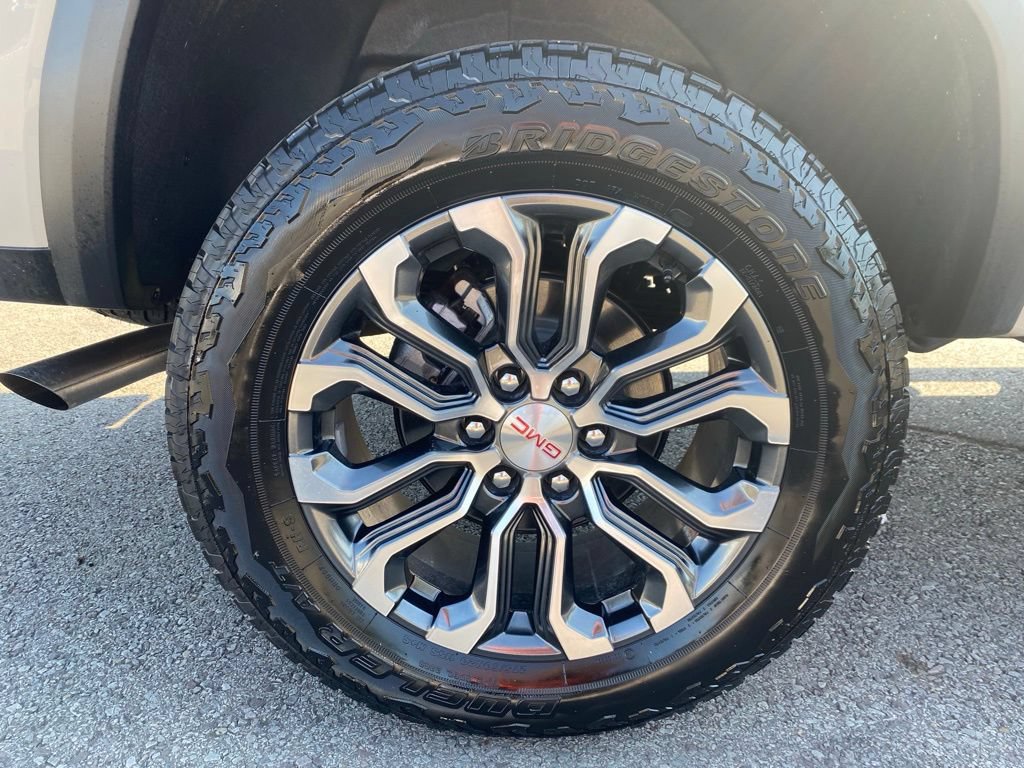 Used 2026 GMC Canyon Denali AWD/4WD image 9