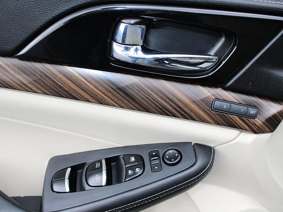 Used 2017 Nissan Maxima Platinum w/ Medallion Package image 13