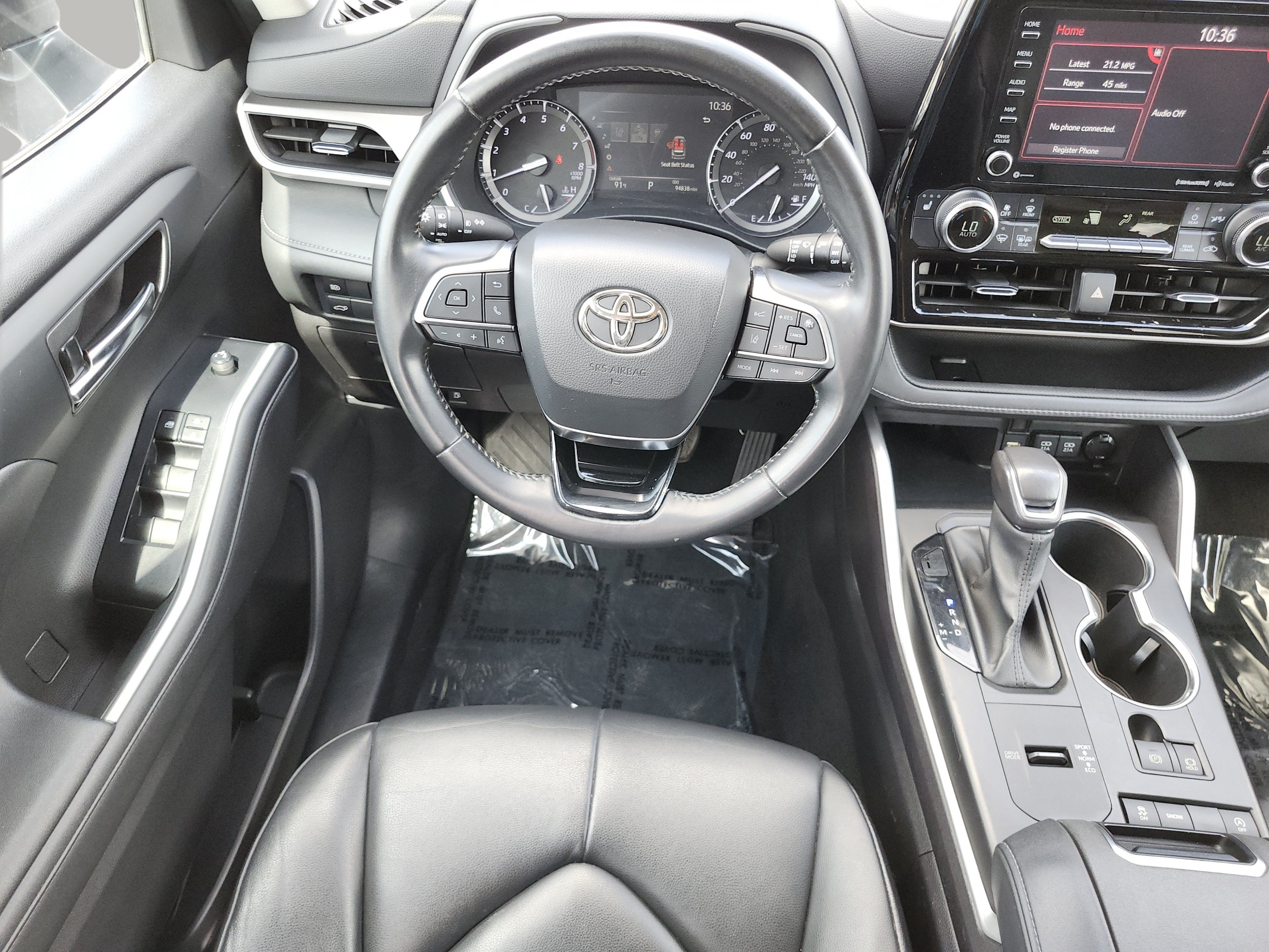 Used 2021 Toyota Highlander XLE FWD image 15