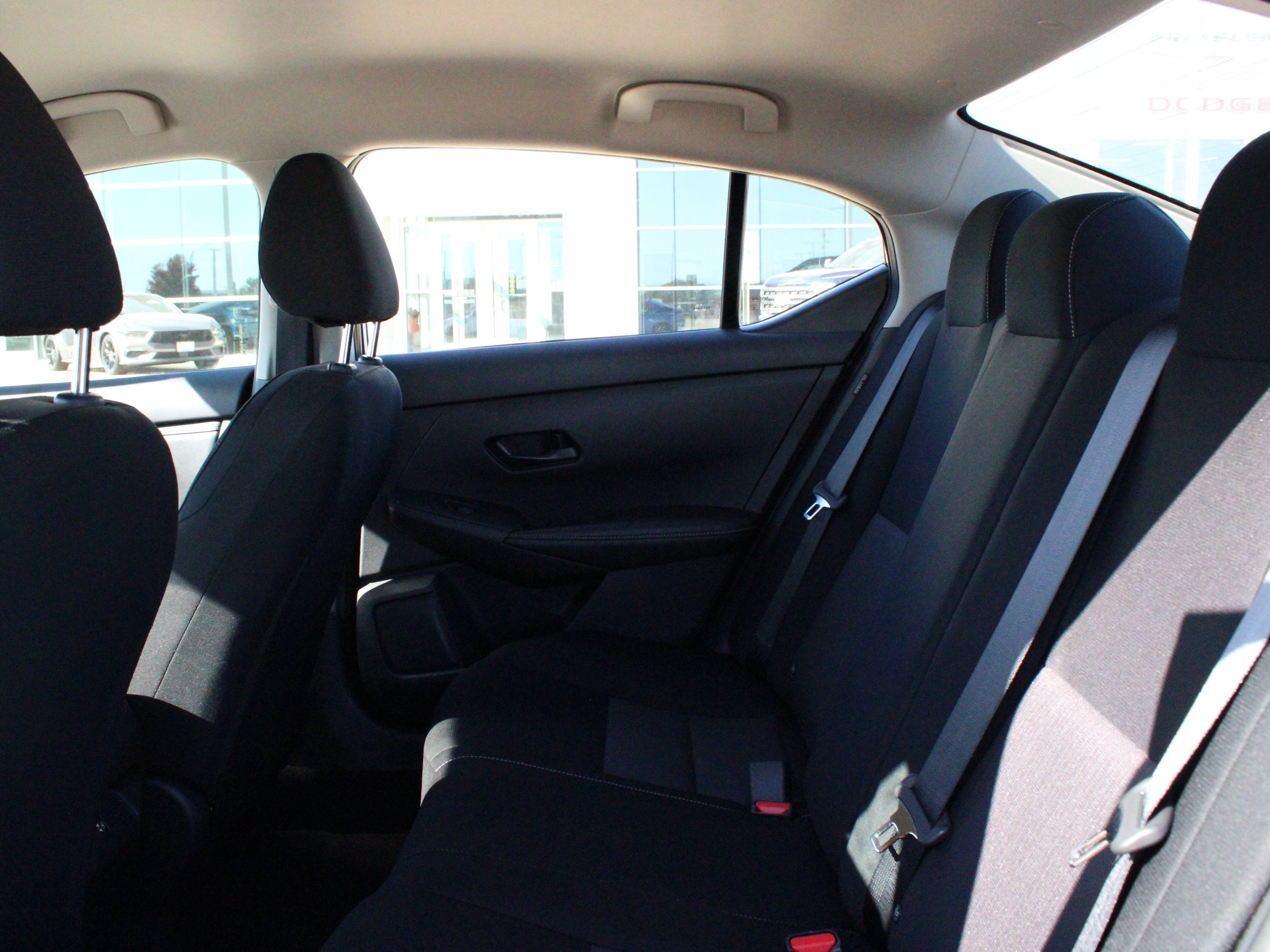 Used 2025 Nissan Sentra SV FWD image 15