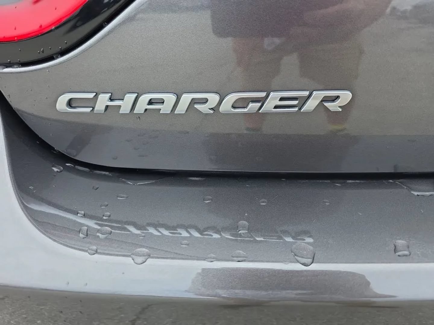 Used 2020 Dodge Charger SXT RWD image 25