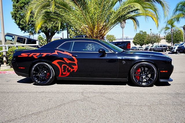 Used 2023 Dodge Challenger SRT Hellcat w/ Plus Package RWD image 7