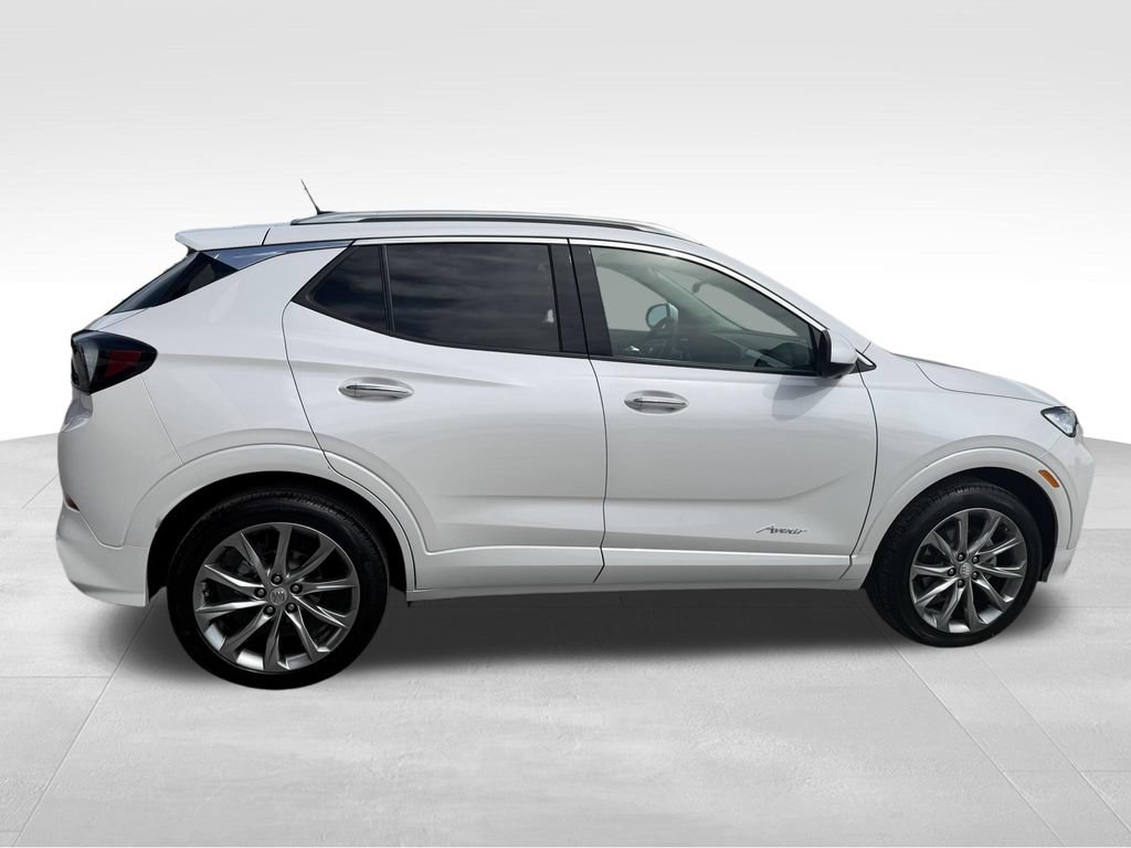 Used 2024 Buick Encore GX Avenir w/ Avenir Technology Package AWD/4WD image 5