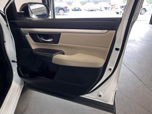 Used 2018 Honda CR-V LX image 12