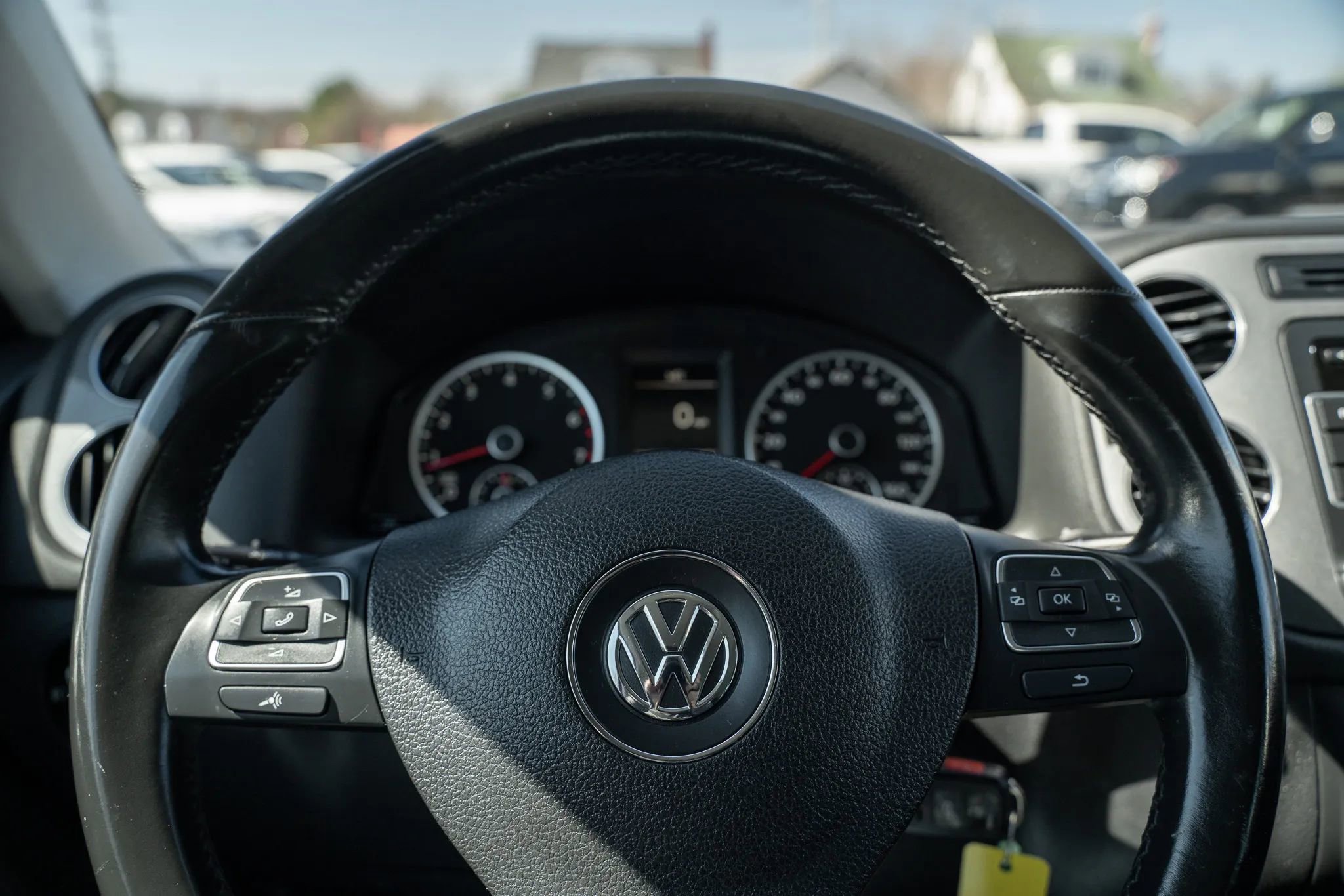 Used 2012 Volkswagen Tiguan S FWD image 15