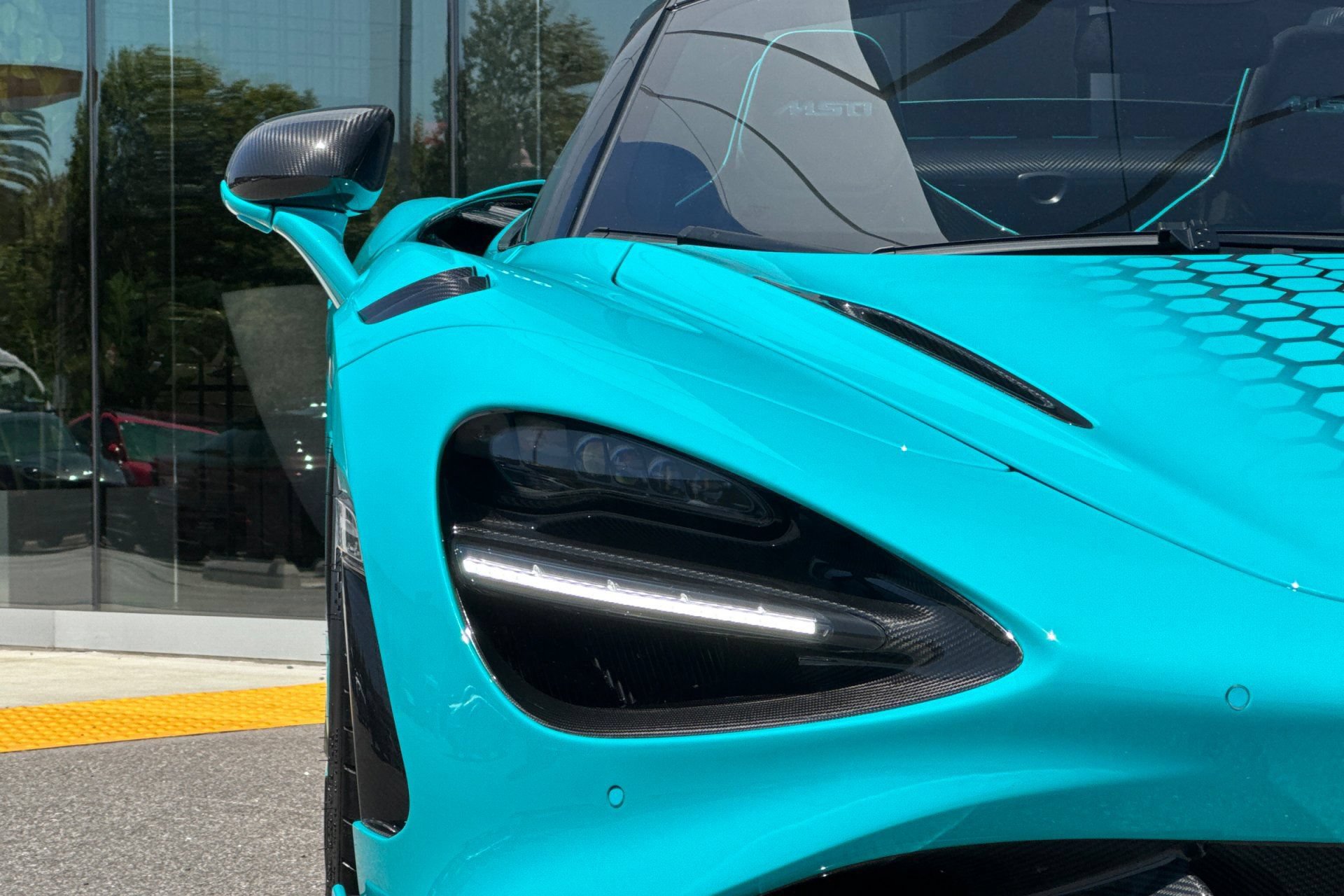 Used 2022 McLaren 765LT RWD image 37