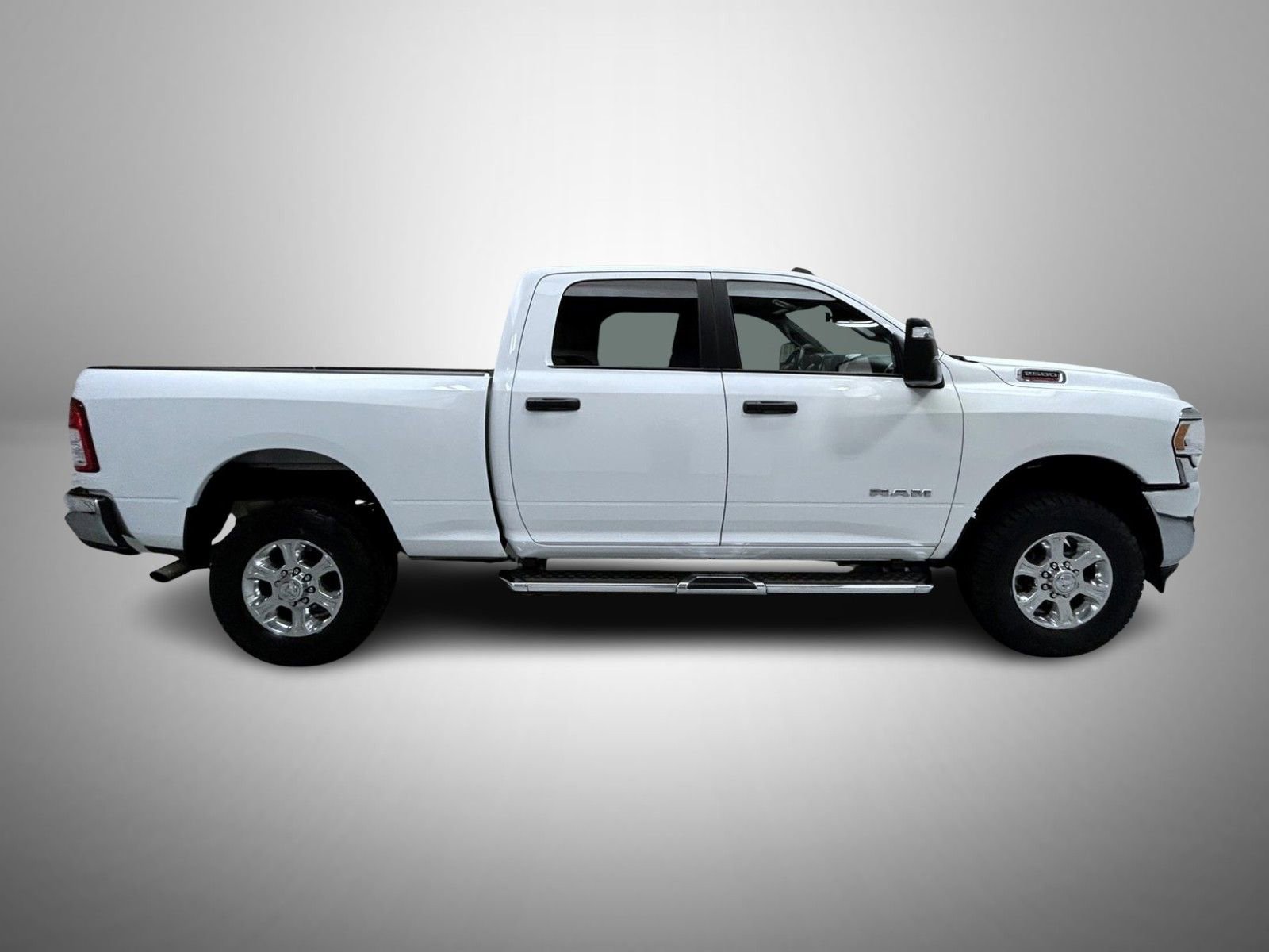 Used 2024 RAM 2500 Big Horn image 4