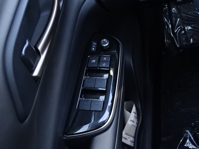 New 2027 Toyota Crown AWD/4WD image 29