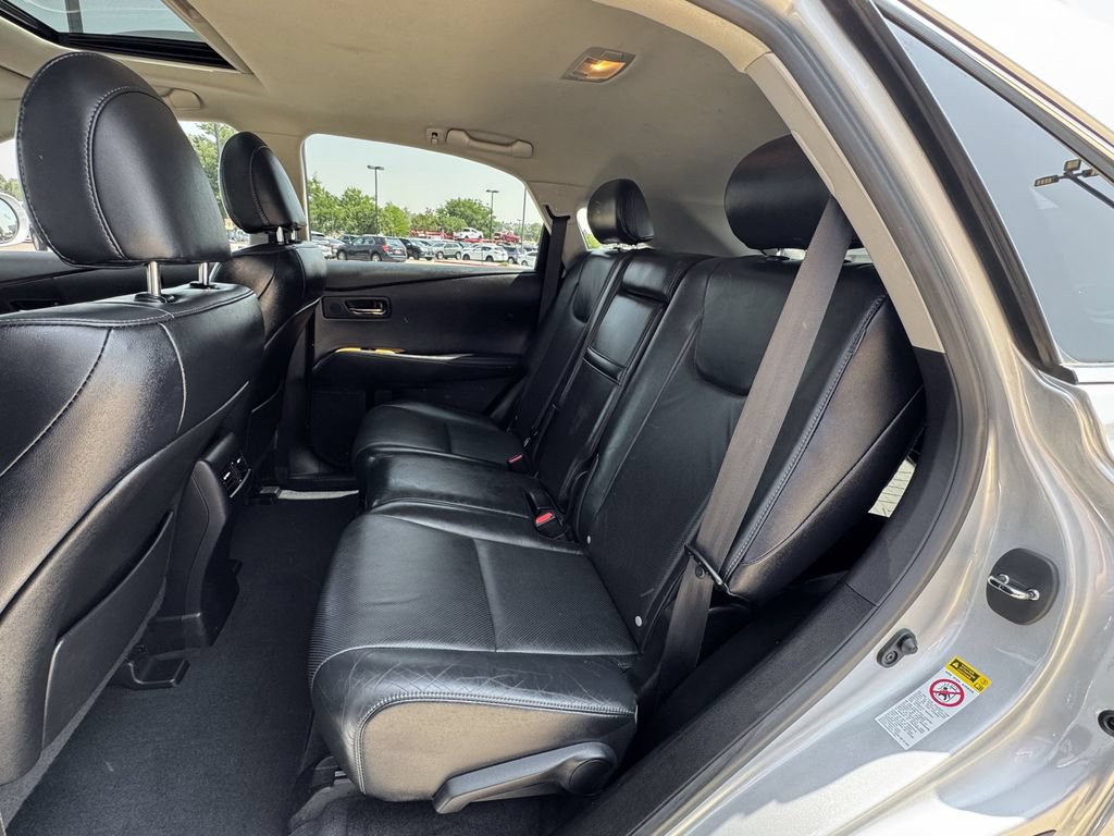 Used 2015 Lexus RX 450h AWD image 37