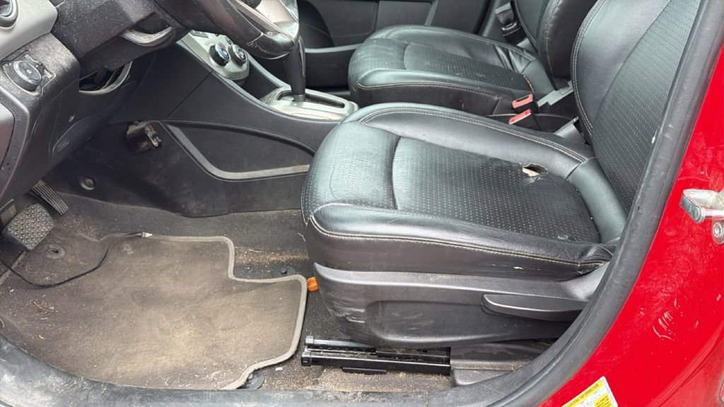 Used 2015 Chevrolet Sonic LTZ FWD image 7