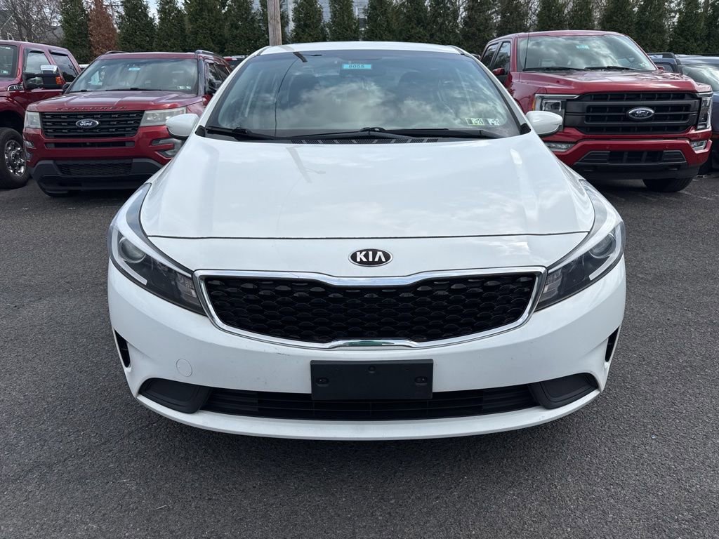 Used 2018 Kia Forte LX w/ LX Rear Camera Package image 2