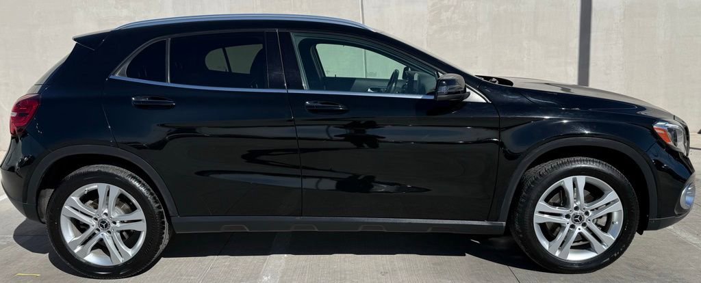 Used 2019 Mercedes-Benz GLA 250 4MATIC image 3