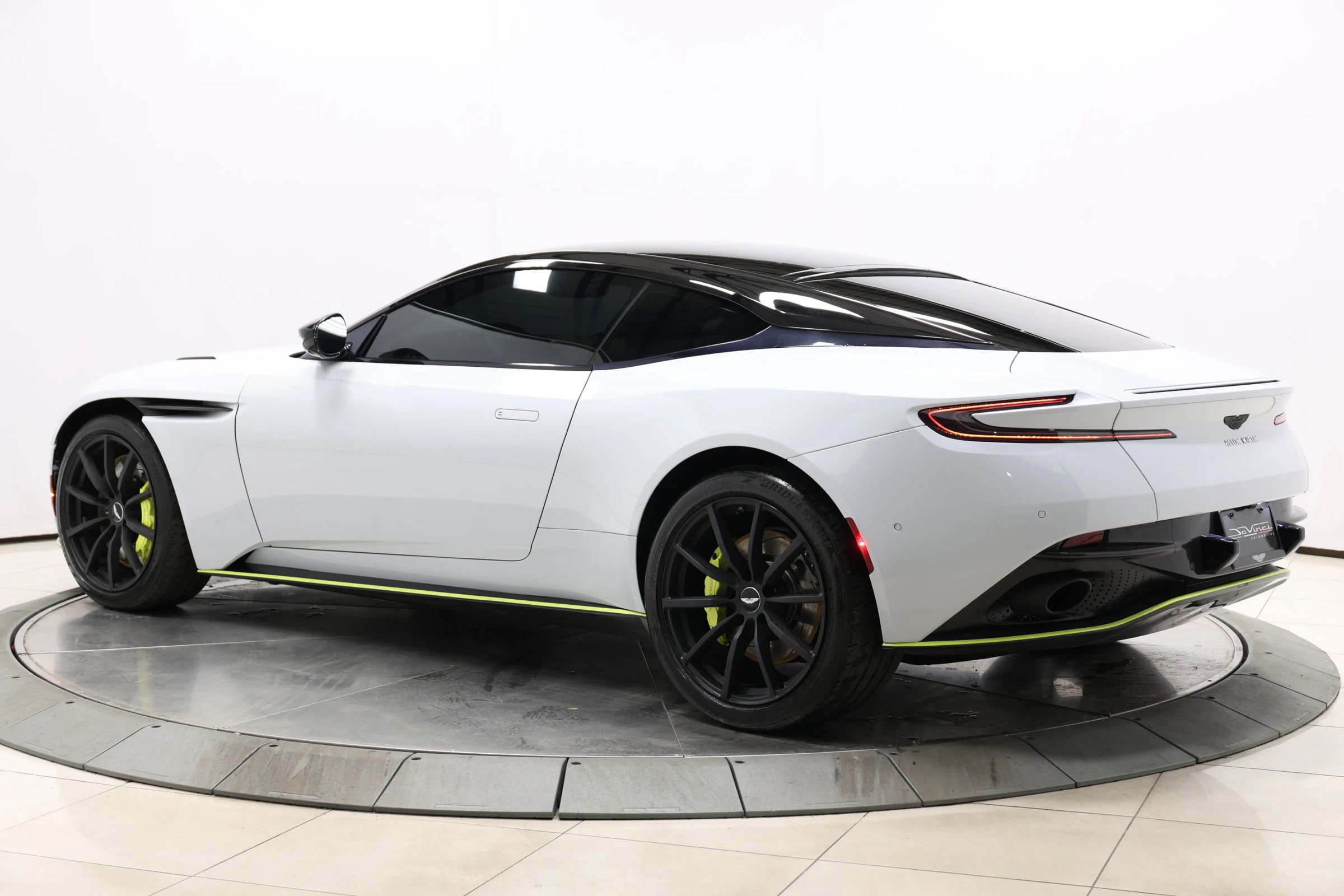 Used 2020 Aston Martin DB11 AMR image 50