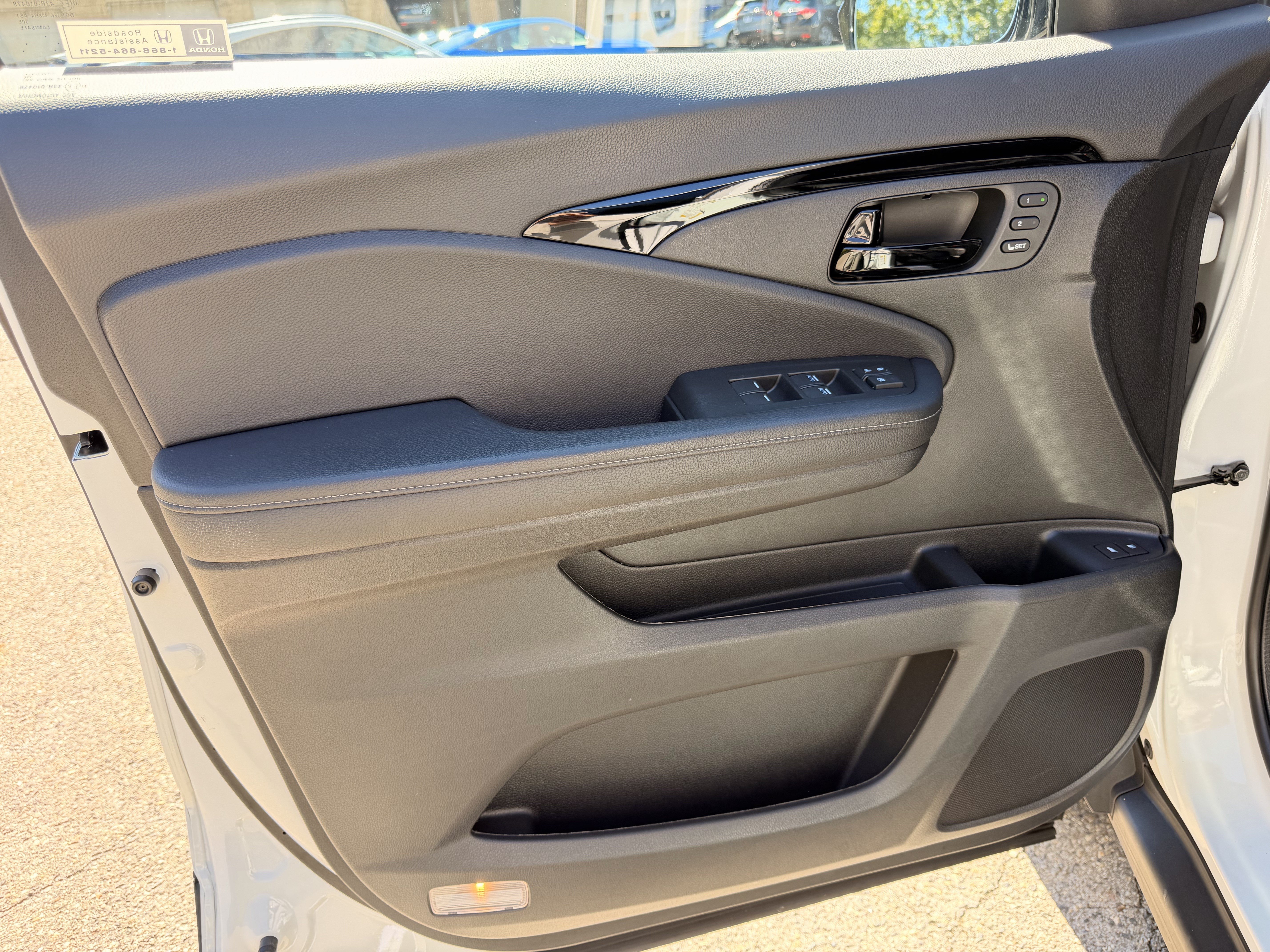 Used 2022 Honda Passport Elite image 12