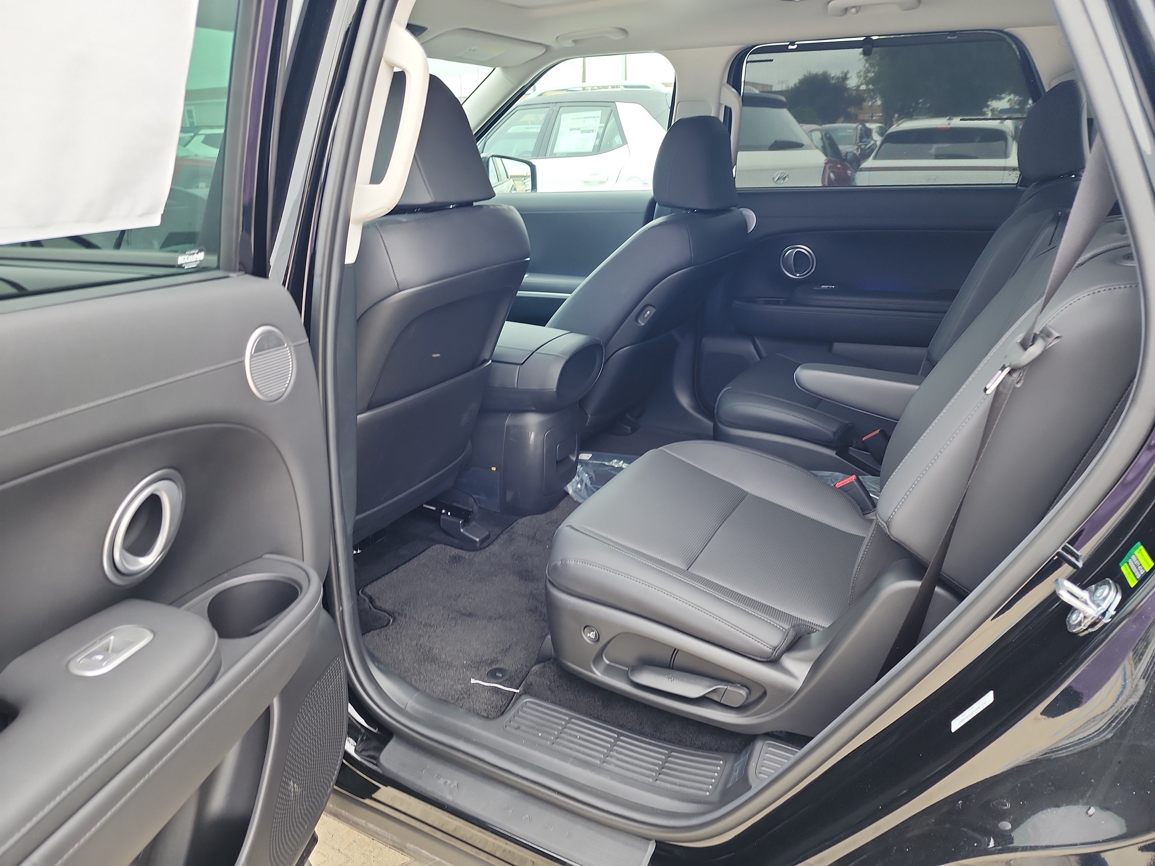New 2026 Hyundai Palisade SEL Premium FWD image 16