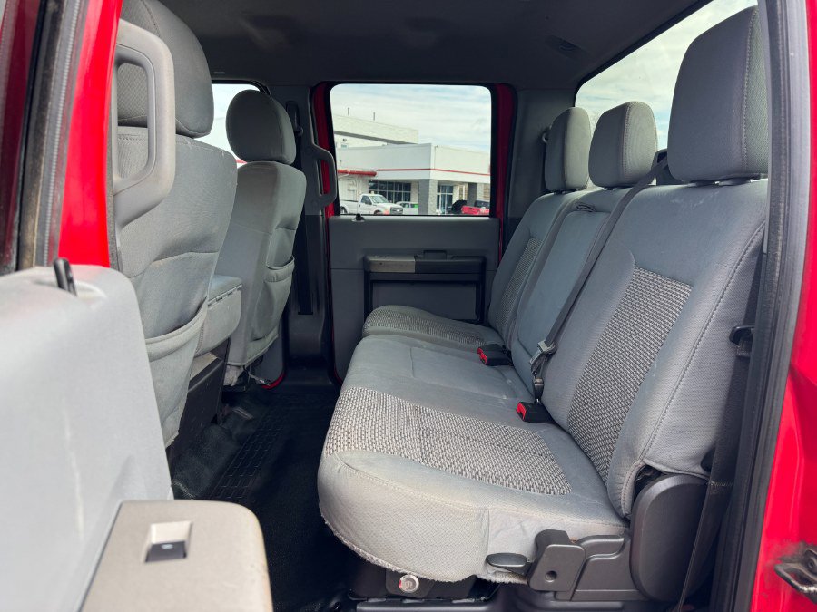 Used 2015 Ford F250 XLT w/ Advanced Security Group AWD/4WD image 16