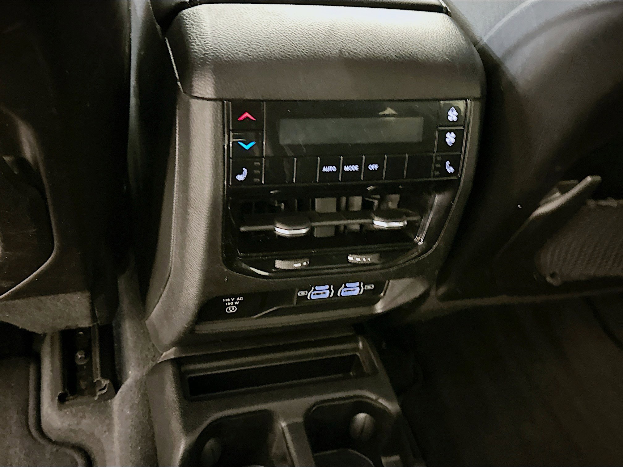 Used 2021 Jeep Grand Cherokee L Limited image 27