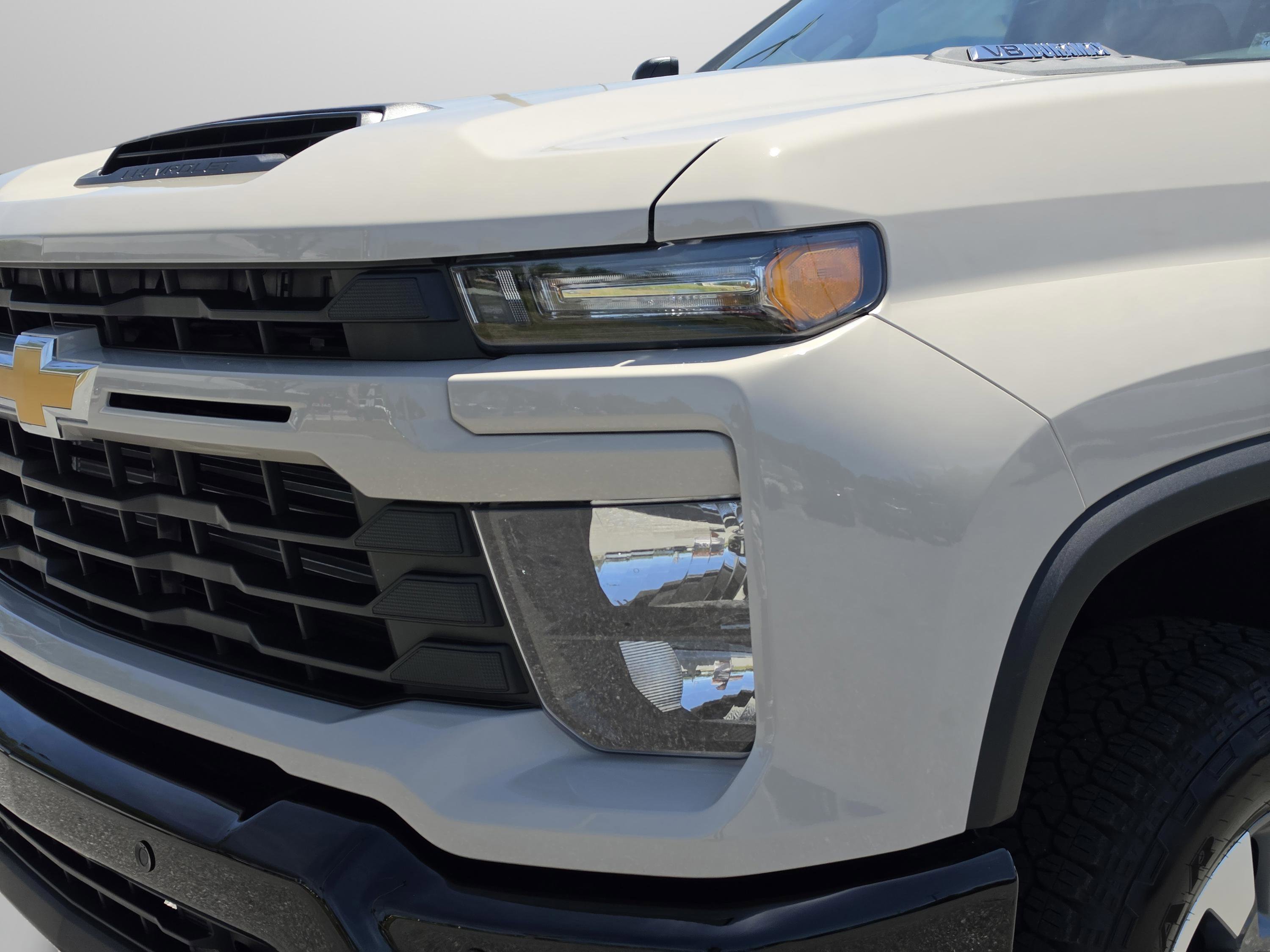 New 2026 Chevrolet Silverado 2500 Custom w/ Custom Value Package AWD/4WD image 13