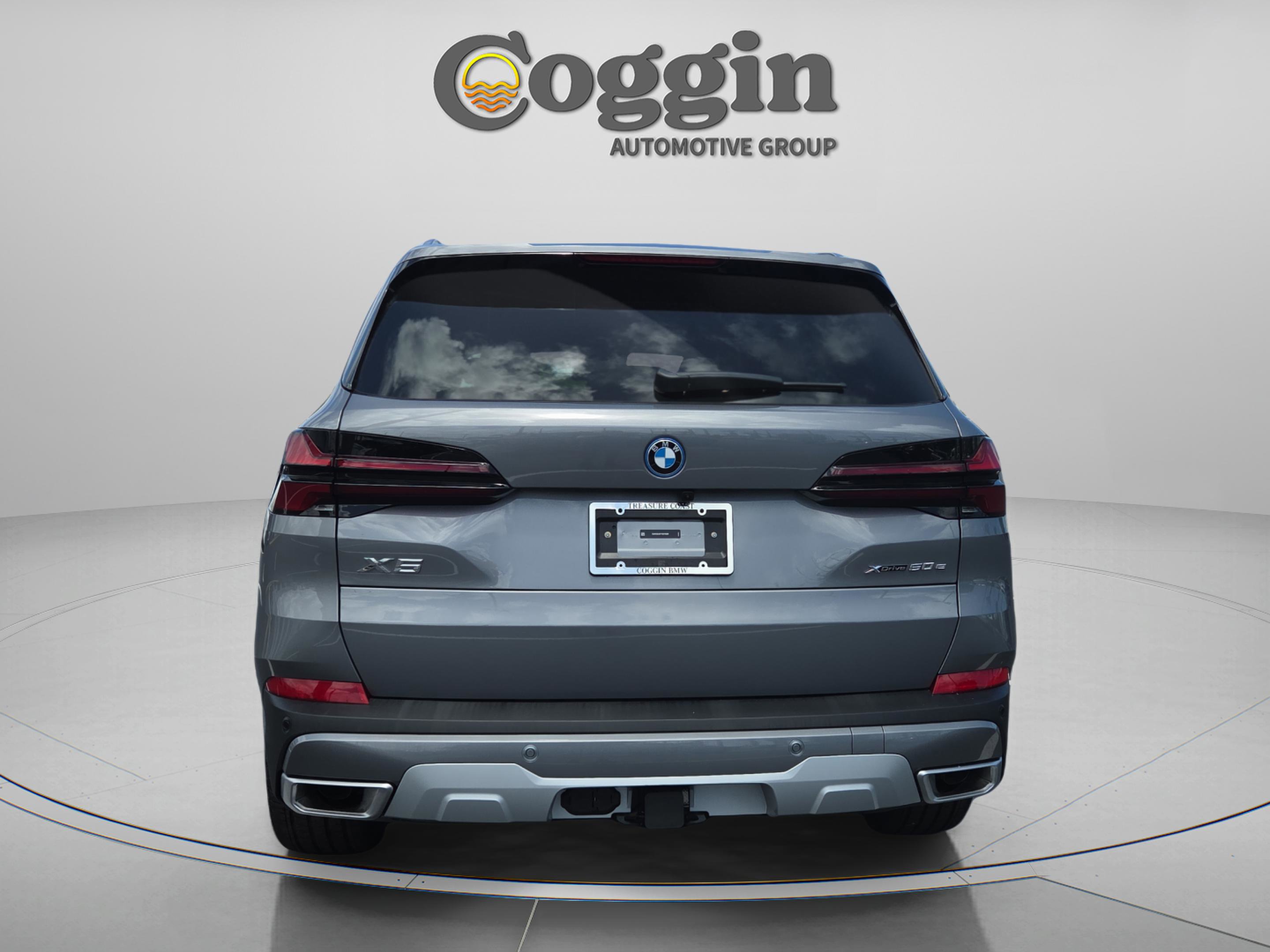 Used 2026 BMW X5 xDrive50e AWD/4WD image 4