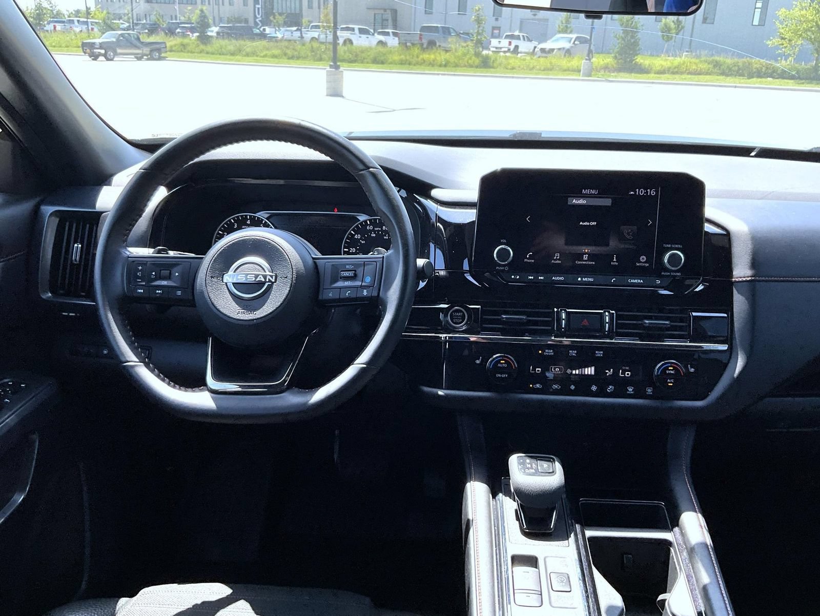 Used 2024 Nissan Pathfinder Rock Creek AWD/4WD image 13