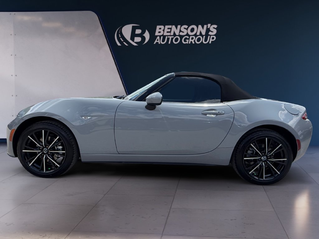 New 2026 MAZDA MX-5 Miata Grand Touring RWD image 2