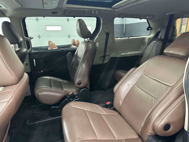 Used 2017 Toyota Sienna Limited Premium w/ Protection Package AWD/4WD image 23