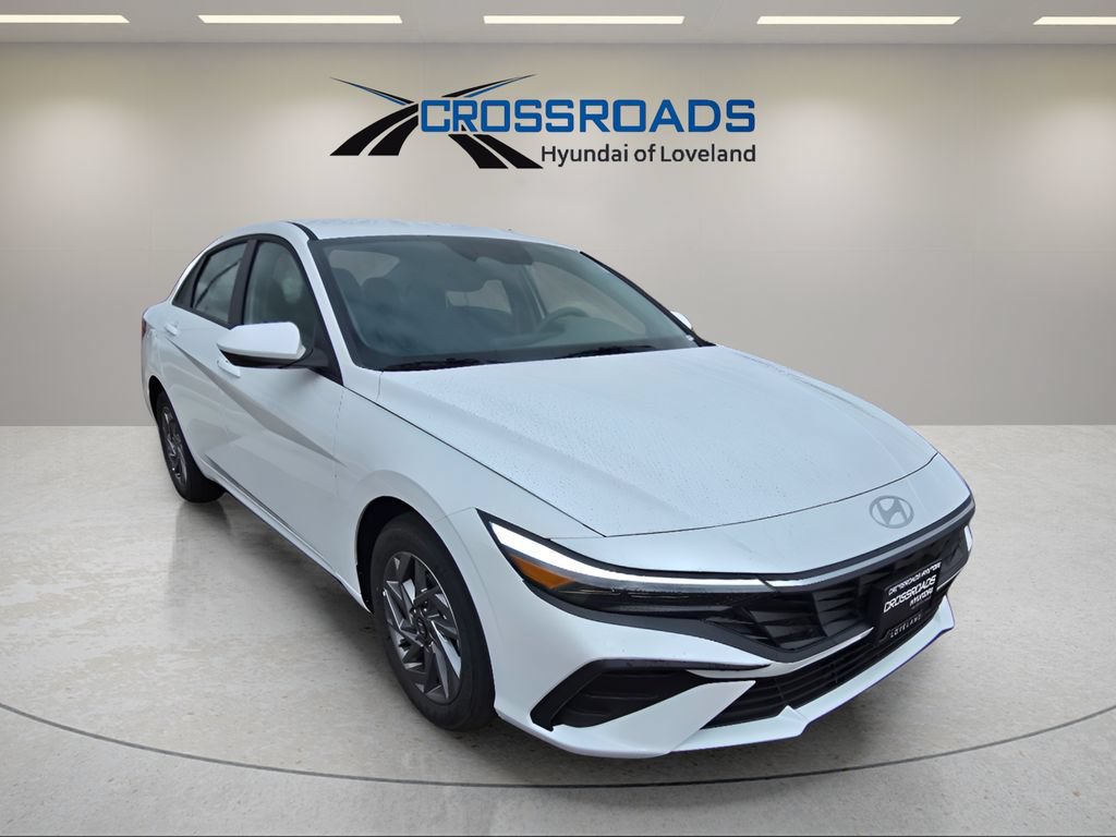 New 2026 Hyundai Elantra Hybrid FWD image 7