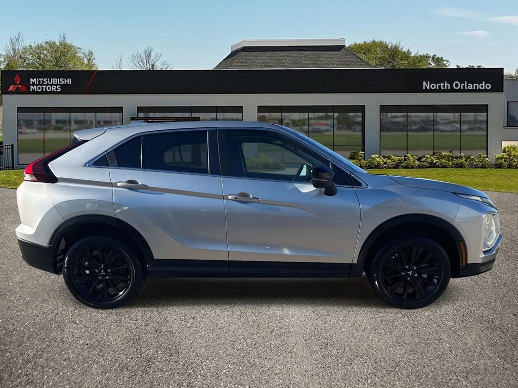 Used 2025 Mitsubishi Eclipse Cross LE image 2
