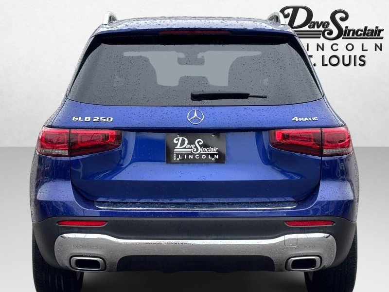 Used 2021 Mercedes-Benz GLB 250 4MATIC image 6
