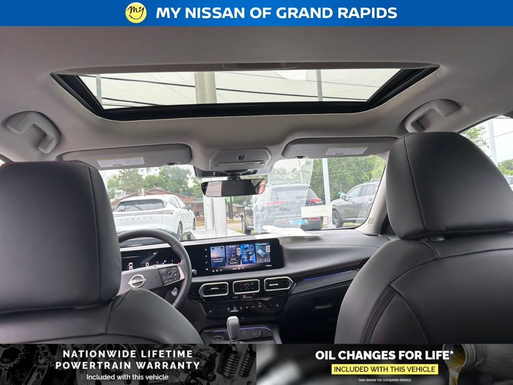 New 2026 Nissan Sentra SR FWD image 16