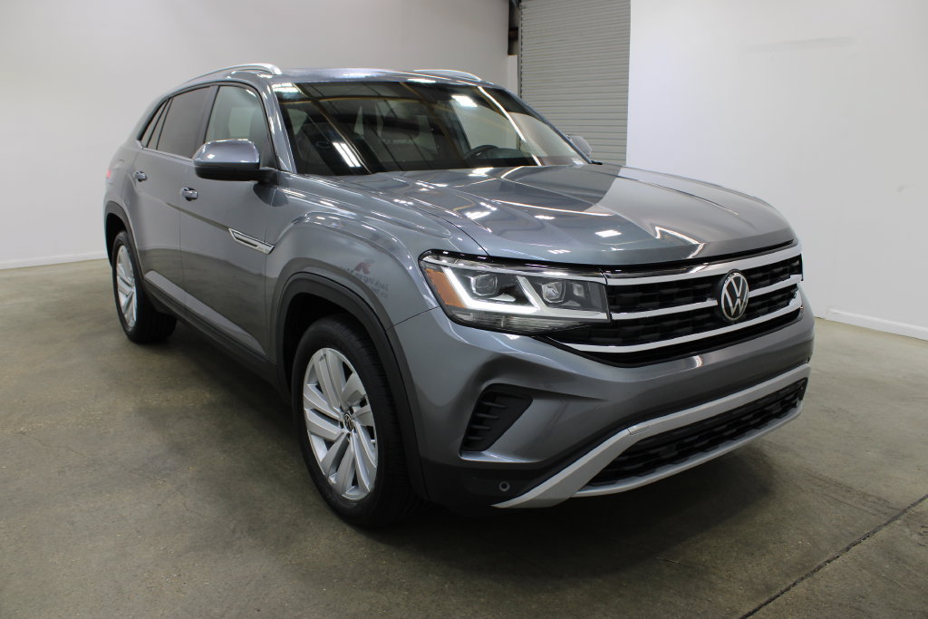 Certified 2023 Volkswagen Atlas Cross Sport SE FWD image 6