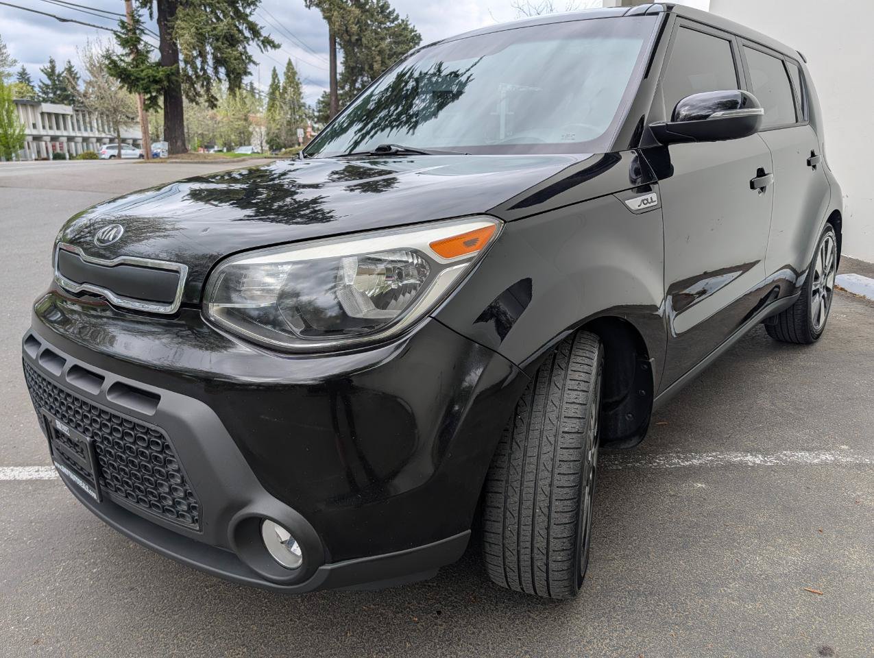 Used 2014 Kia Soul ! w/ Sun & Sound Package FWD image 3