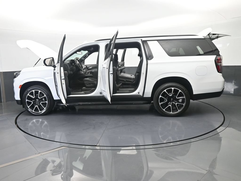 Used 2024 Chevrolet Suburban RST RWD image 79