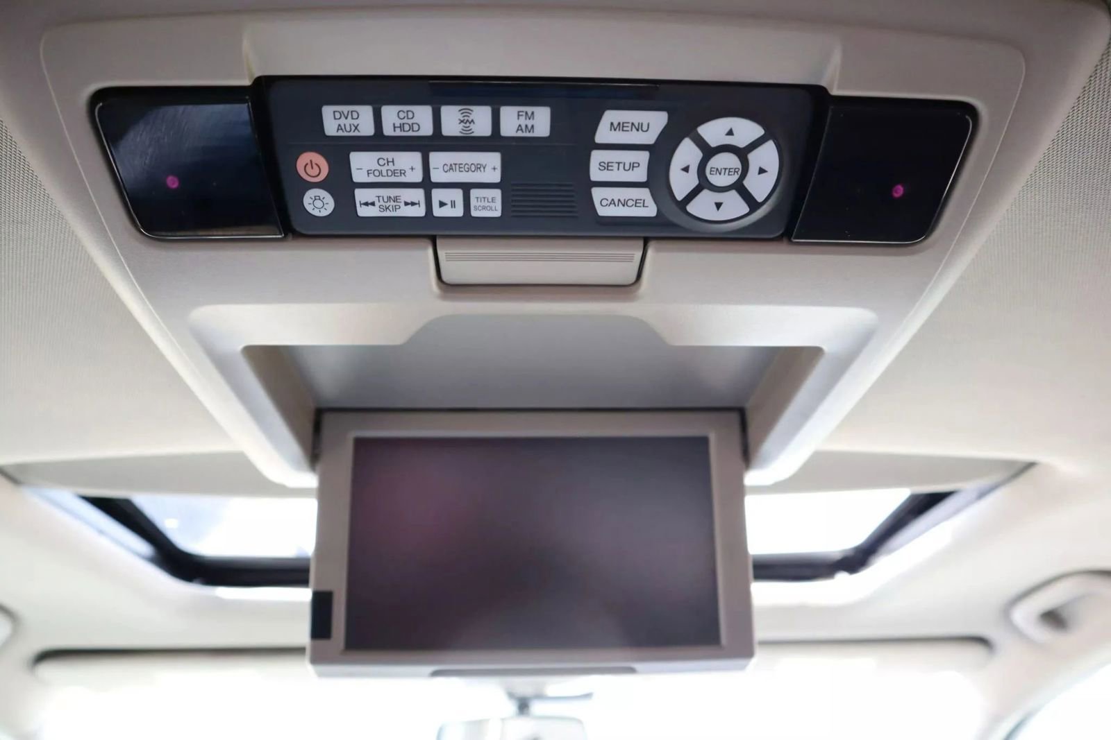Used 2015 Honda Odyssey Touring image 29
