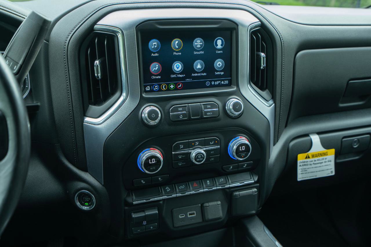 Used 2020 GMC Sierra 2500 SLE w/ Preferred Package AWD/4WD image 23