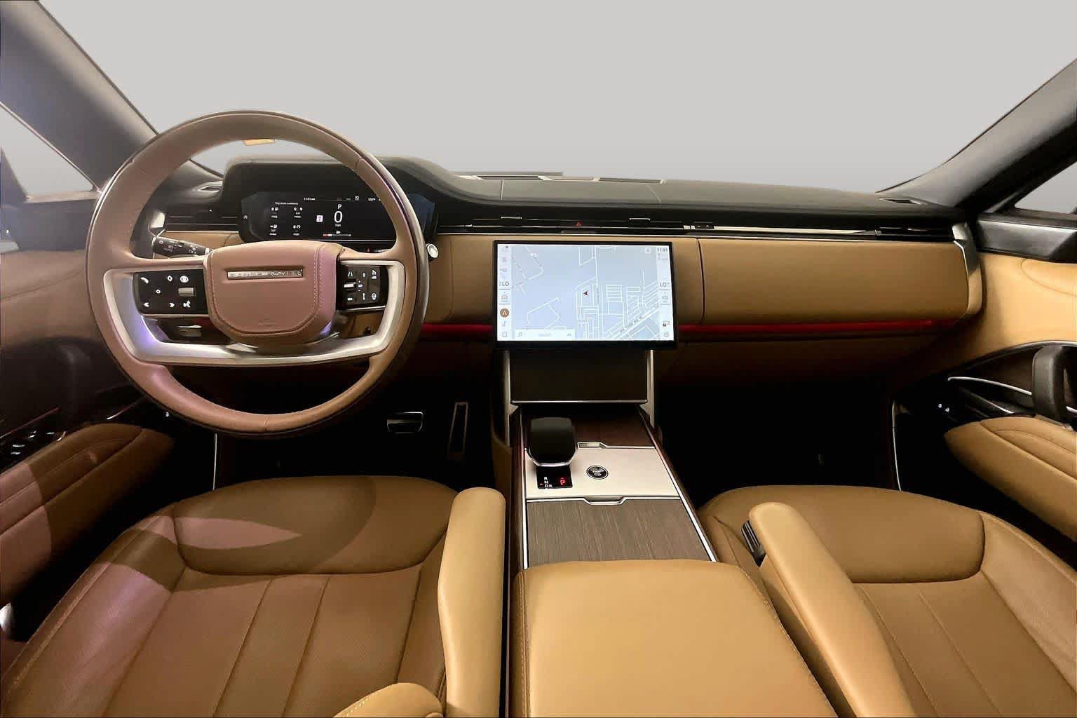 Used 2025 Land Rover Range Rover SE AWD/4WD image 14