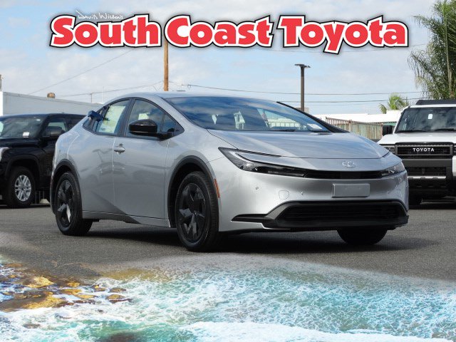 New 2026 Toyota Prius LE FWD image 1
