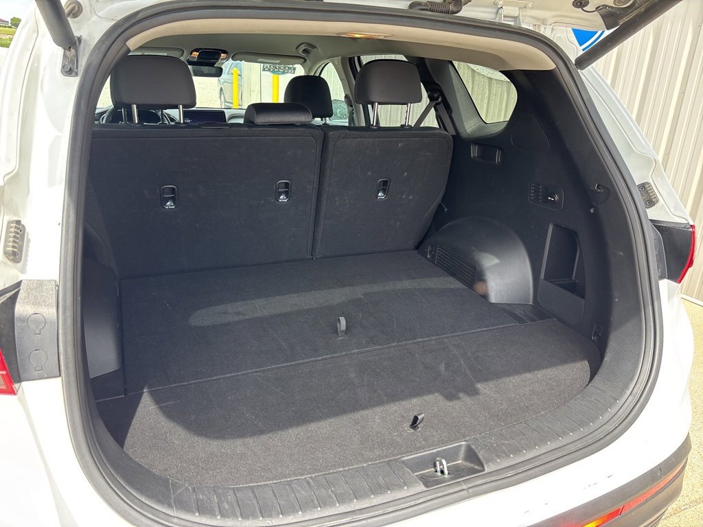 Used 2023 Hyundai Santa Fe SEL image 28