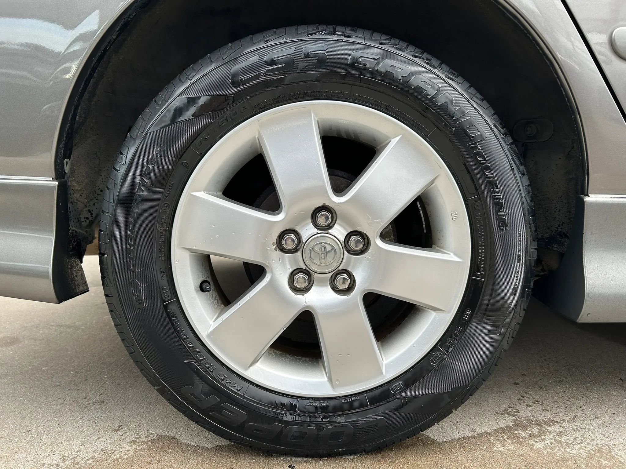 Used 2005 Toyota Corolla S FWD image 27