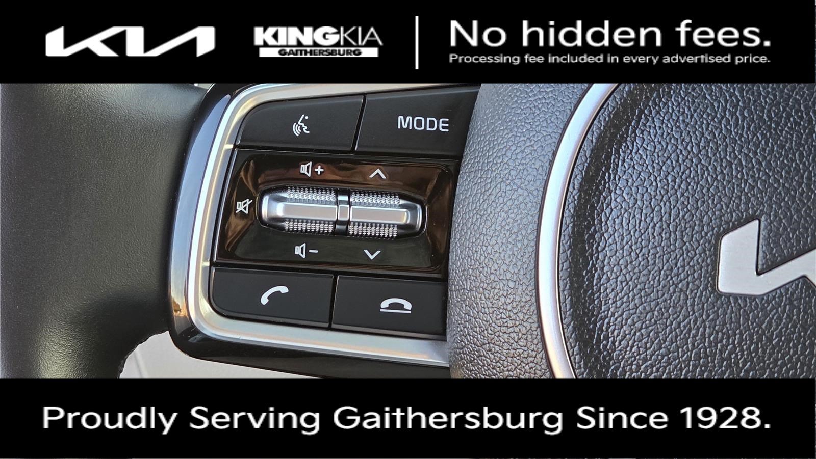 Certified 2023 Kia Sorento SX Prestige w/ Panoramic Sunroof Package AWD/4WD image 19