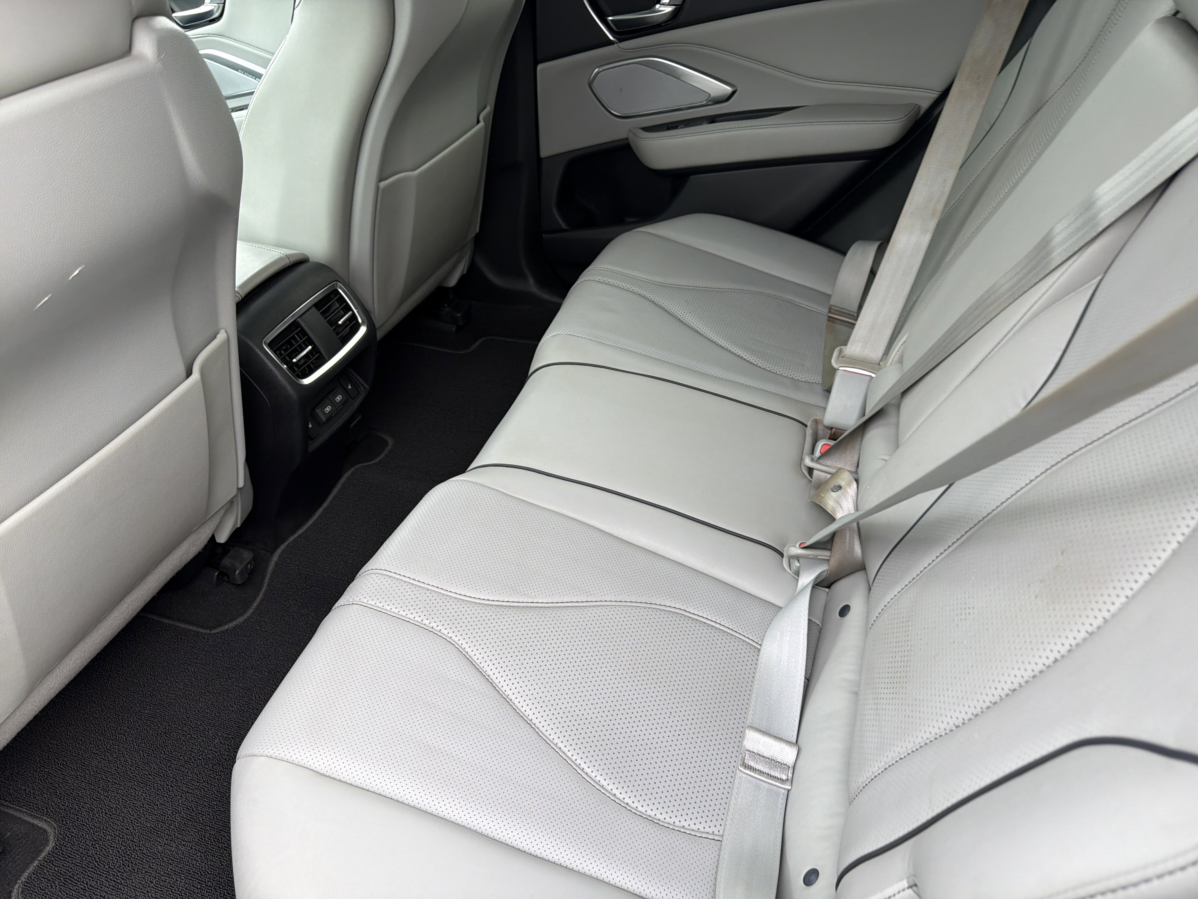 Used 2019 Acura RDX AWD w/ Advance Package image 15