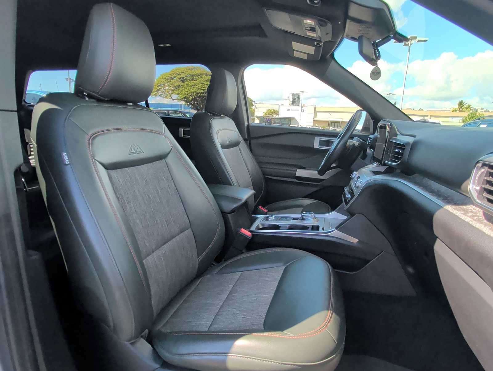 Used 2022 Ford Explorer Timberline image 27