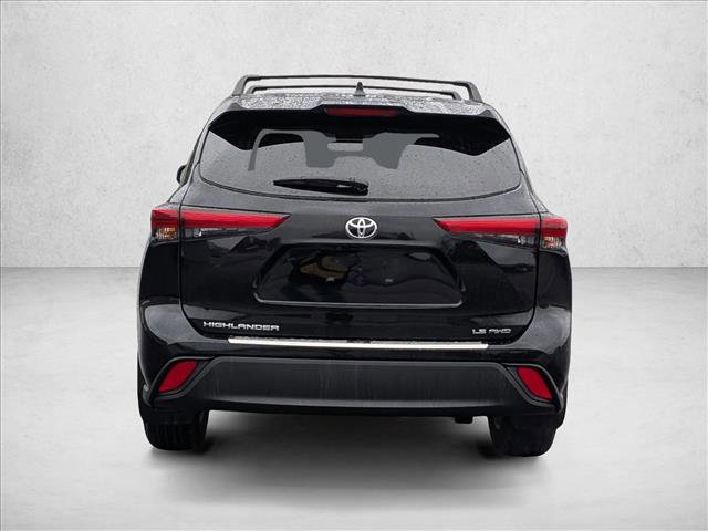 Certified 2023 Toyota Highlander LE image 7