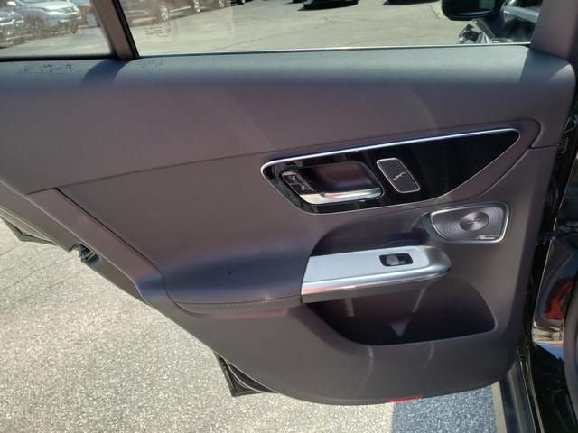 New 2025 Mercedes-Benz GLC 300 4MATIC image 13