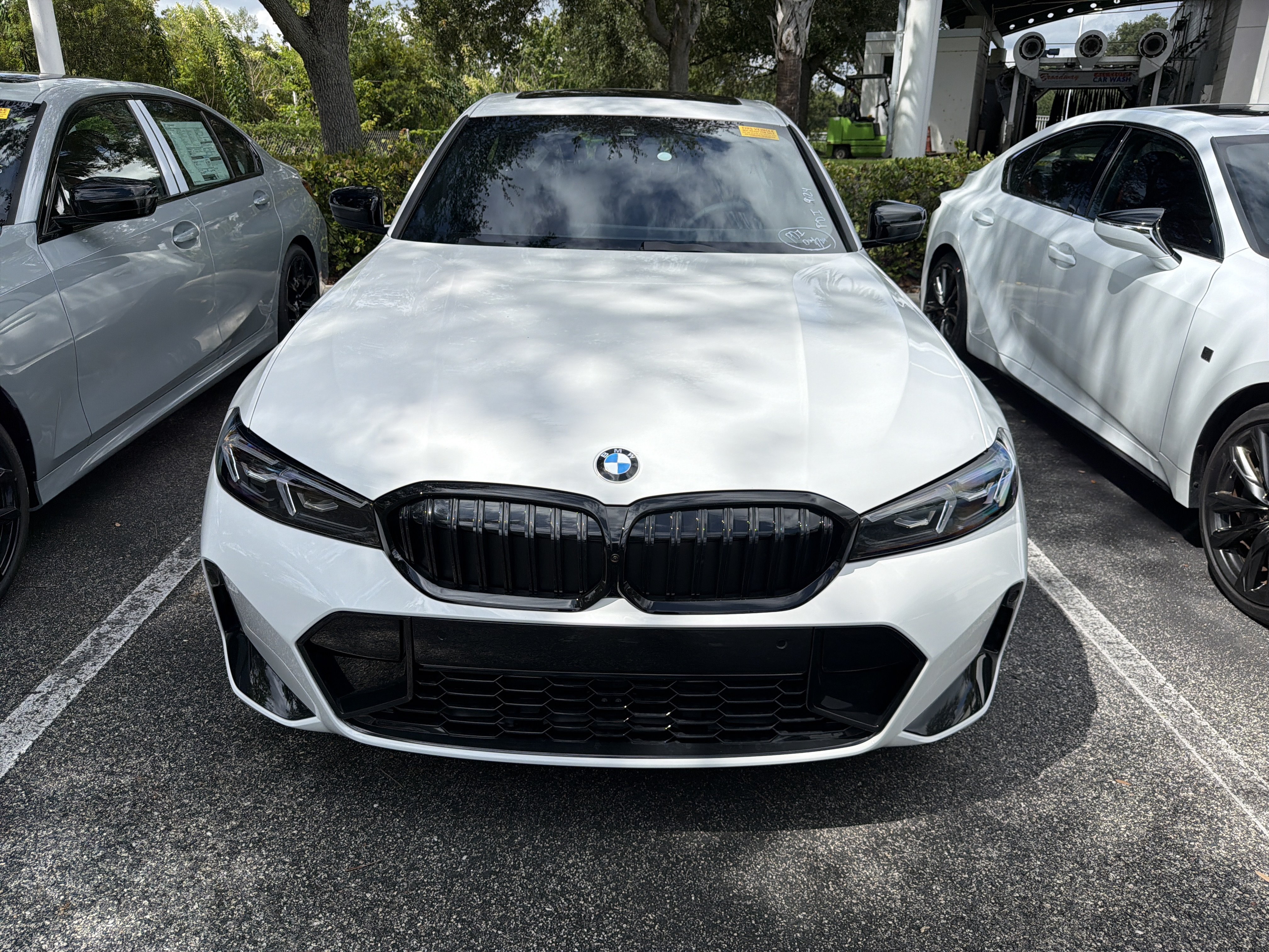 New 2026 BMW 330i Sedan w/ M Sport Package RWD image 2