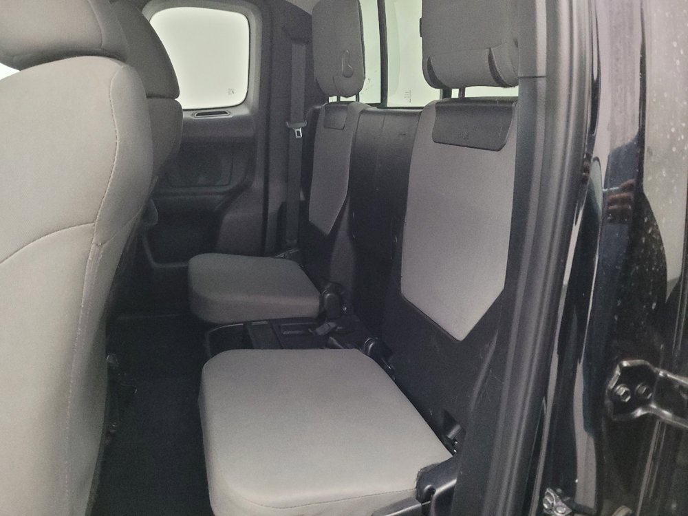 Used 2020 Toyota Tacoma SR w/ SR Convenience Package RWD image 18