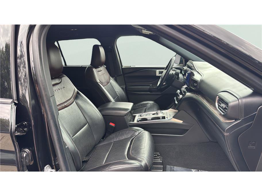 Used 2021 Ford Explorer Platinum AWD/4WD image 24